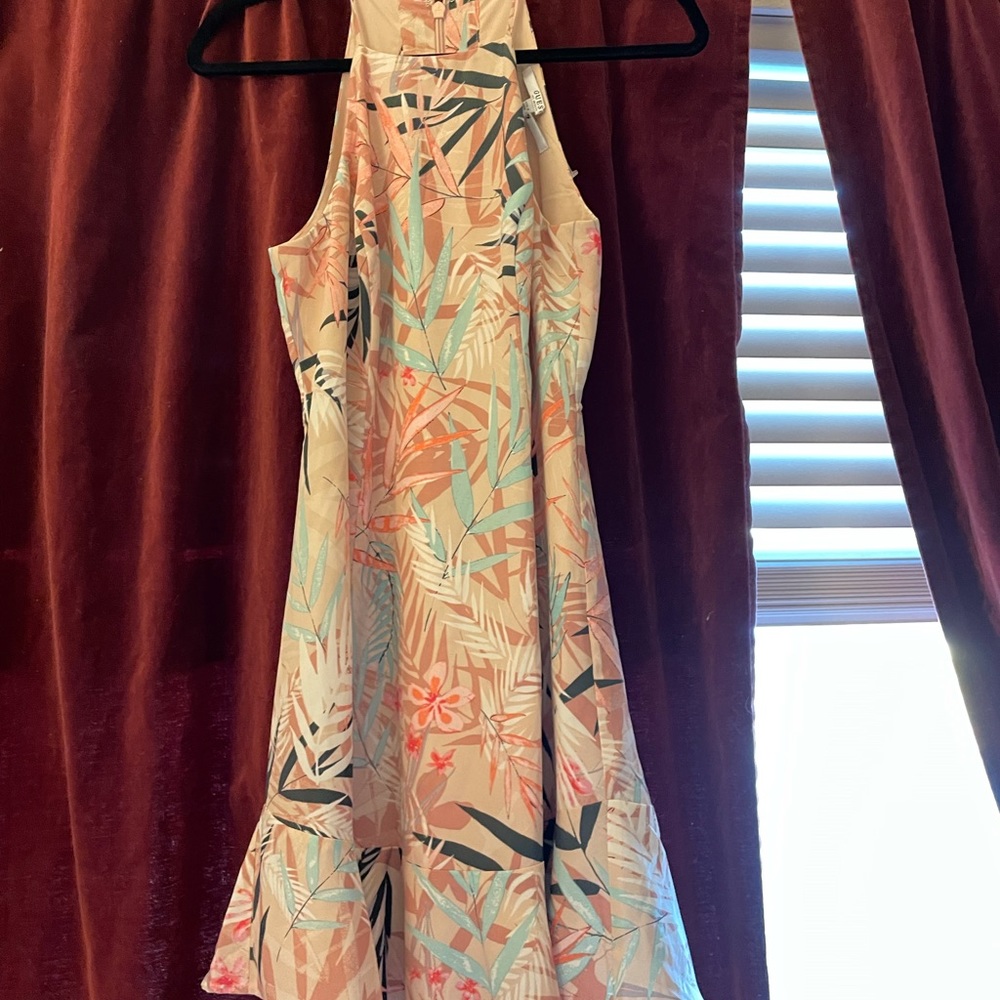 Lightly used summer Guess dress